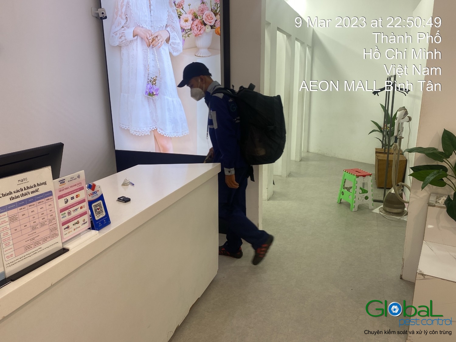 Xử lý và diệt côn trùng